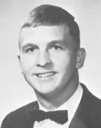 Dennis Shaw